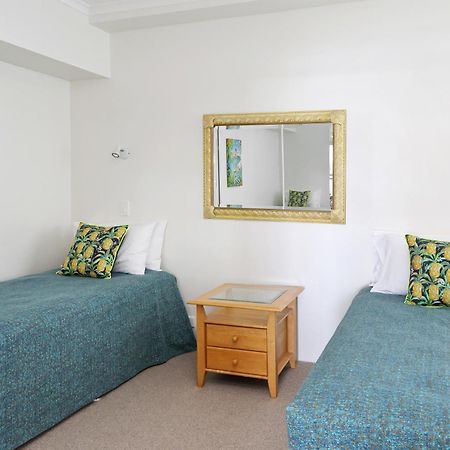 Noosa Quays Waterfront Accomodation Esterno foto