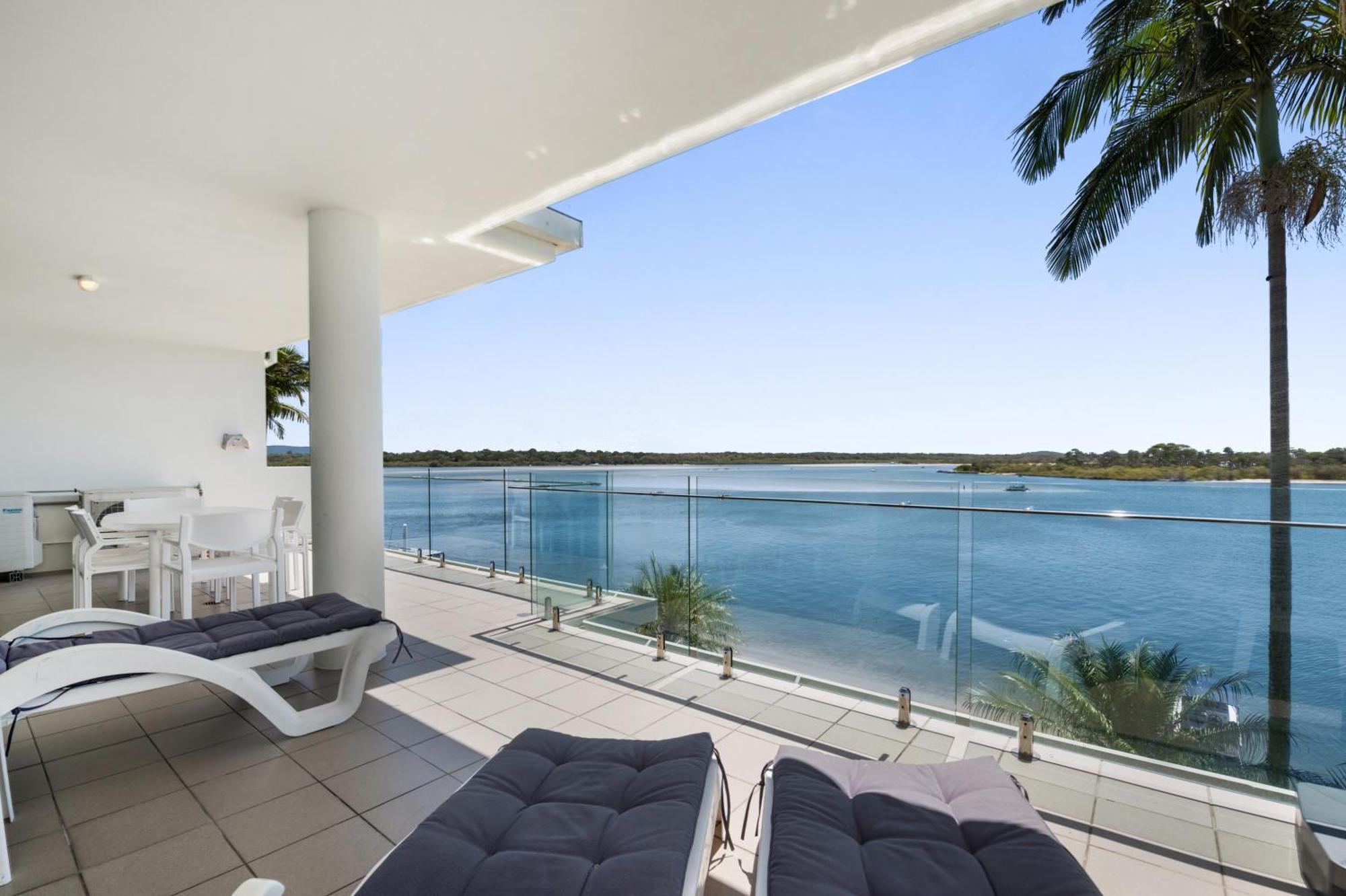 Noosa Quays Waterfront Accomodation Esterno foto